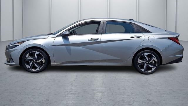 2022 Hyundai ELANTRA Limited