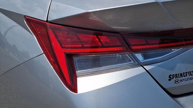 2022 Hyundai ELANTRA Limited