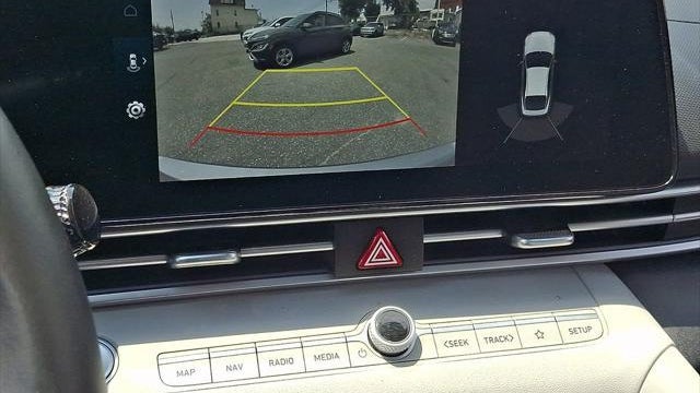 2022 Hyundai ELANTRA Limited