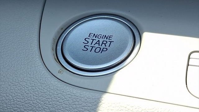 2022 Hyundai ELANTRA Limited