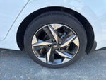 2023 Elantra Thumbnail 6