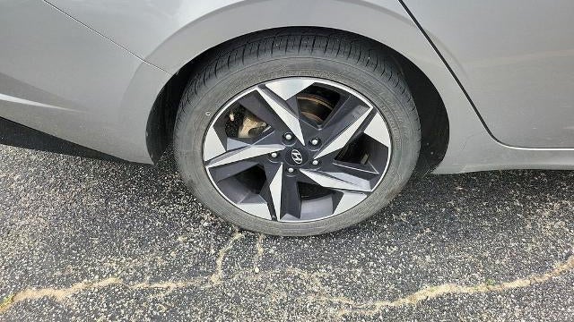 2021 Hyundai ELANTRA Limited