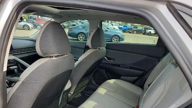 2021 Hyundai ELANTRA Limited