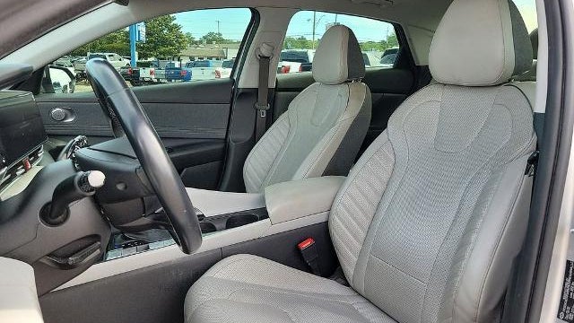 2021 Hyundai ELANTRA Limited