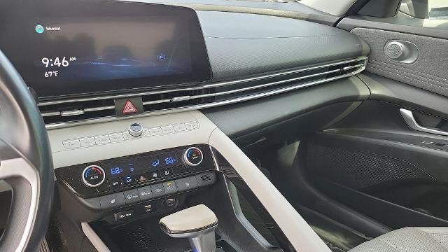 2021 Hyundai ELANTRA Limited