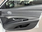 2021 Elantra Thumbnail 16