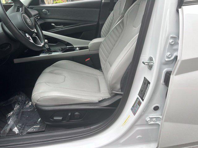 2021 Hyundai Elantra - $19,417