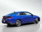 2022 Elantra Thumbnail 4
