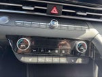 2023 Elantra Thumbnail 24