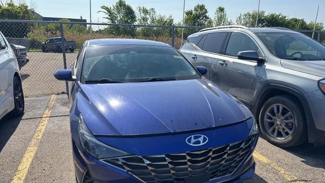 2023 Hyundai ELANTRA Limited