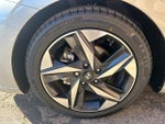 2021 Elantra Thumbnail 14