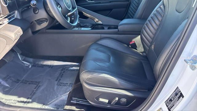 2021 Hyundai ELANTRA Limited