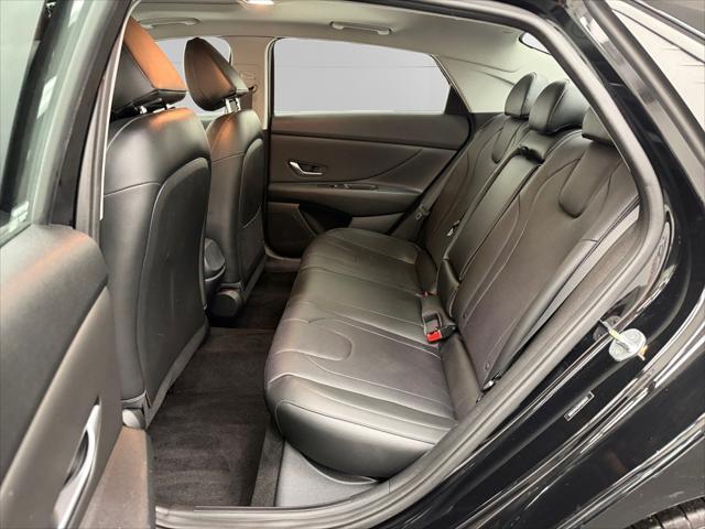 2023 Hyundai Elantra - $18,784