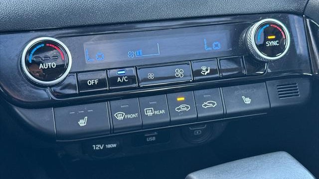 2022 Hyundai ELANTRA Limited