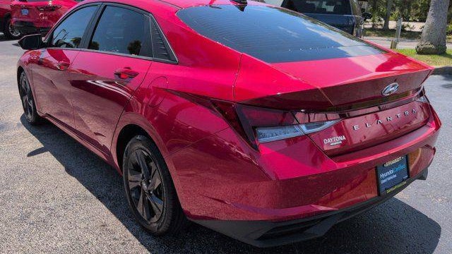 2021 Hyundai ELANTRA SEL