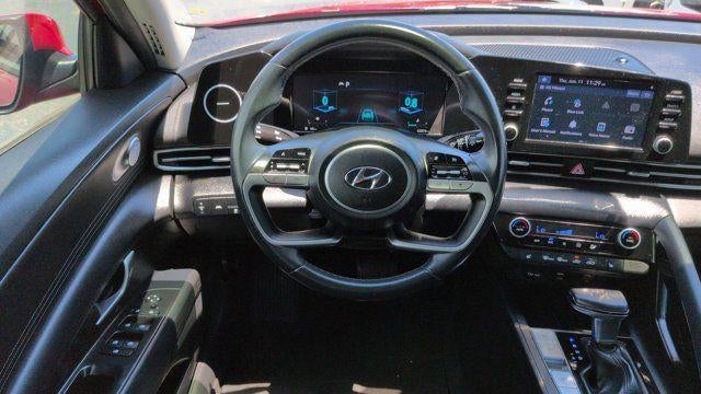 2021 Hyundai ELANTRA SEL