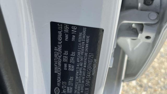 2023 Hyundai ELANTRA SEL