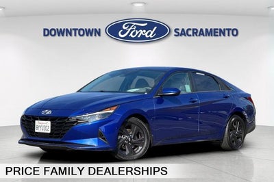 2022 Hyundai Elantra SEL 4DR Sedan