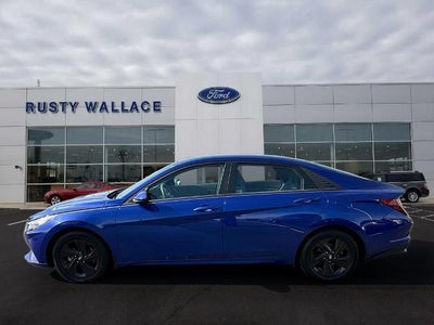 2021 Hyundai Elantra SEL 4DR Sedan