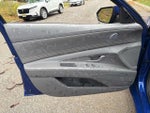 2022 Elantra Thumbnail 16