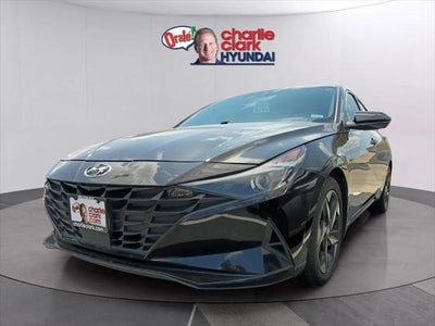 Photo of a 2023 Hyundai Elantra SEL 4DR Sedan for sale
