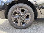 2021 Elantra Thumbnail 17