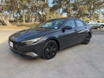 2022 Elantra Thumbnail 1