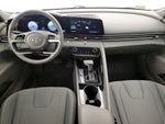 2023 Elantra Thumbnail 9