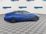 2022 Elantra Thumbnail 9