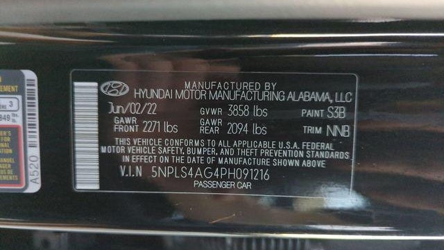 2023 Hyundai ELANTRA SEL