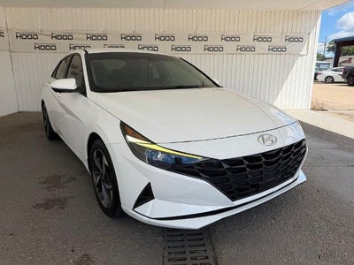 2023 Hyundai Elantra SEL 4DR Sedan