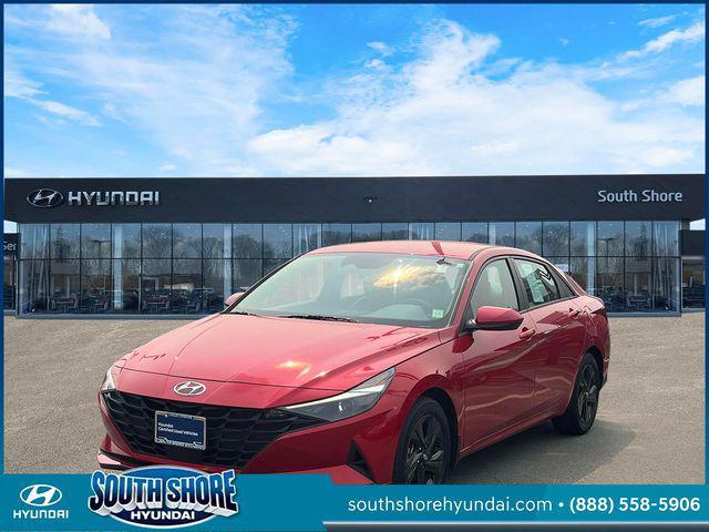 2022 Hyundai Elantra - $18,777