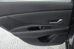2021 Elantra Thumbnail 26
