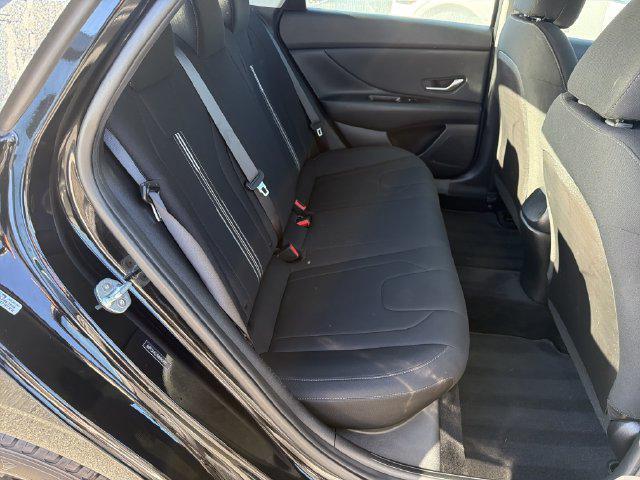 2021 Hyundai Elantra - $13,882