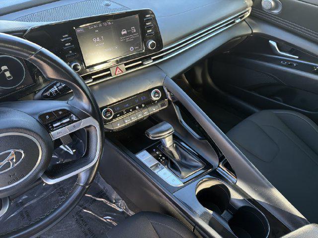 2021 Hyundai Elantra - $13,882