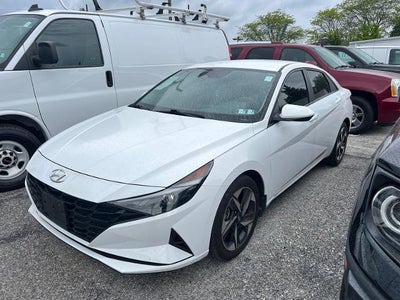 Photo of a 2023 Hyundai Elantra SEL 4DR Sedan for sale