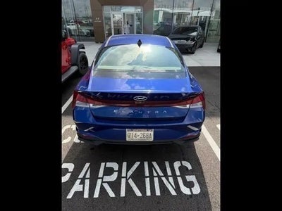 2023 Hyundai Elantra SEL 4DR Sedan