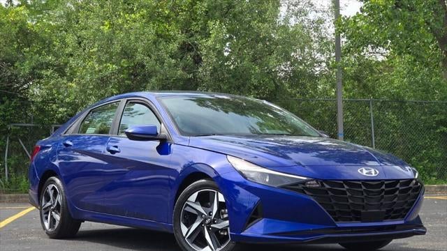 Preowned 2023 Hyundai ELANTRA SEL for Sale