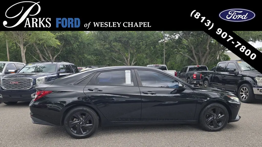 2021 Hyundai ELANTRA SEL