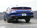 2022 Elantra Thumbnail 41