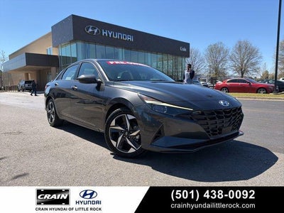 2023 Hyundai Elantra SEL 4DR Sedan