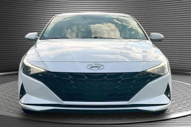 2021 Hyundai Elantra - $14,240