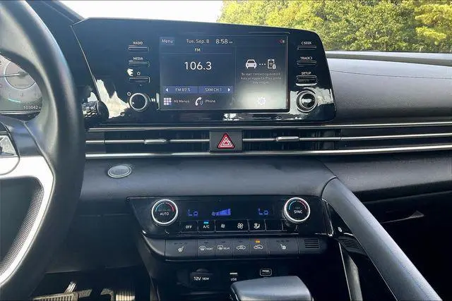 2021 Hyundai Elantra - $14,240