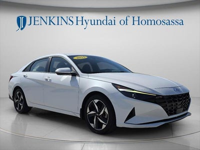 2023 Hyundai Elantra SEL 4DR Sedan