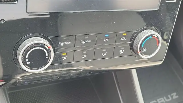 2022 Hyundai SANTA CRUZ SE