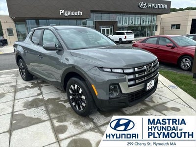 Photo of a 2025 Hyundai Santa Cruz SE 4DR Crew Cab 4.3FT SB for sale