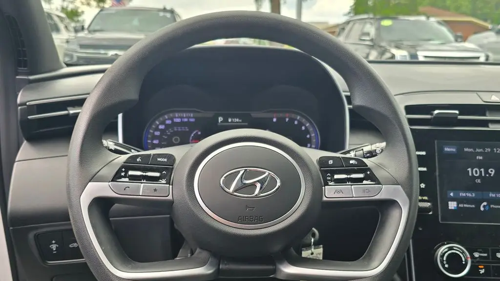 2024 Hyundai SANTA CRUZ SE
