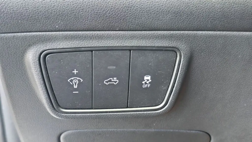2024 Hyundai SANTA CRUZ SE