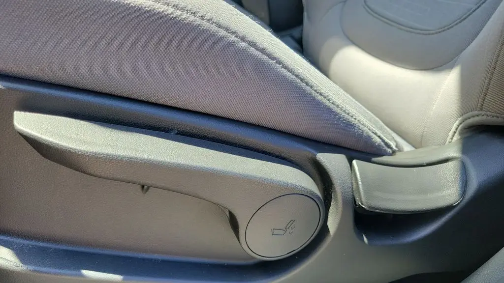 2023 Hyundai SANTA CRUZ SE