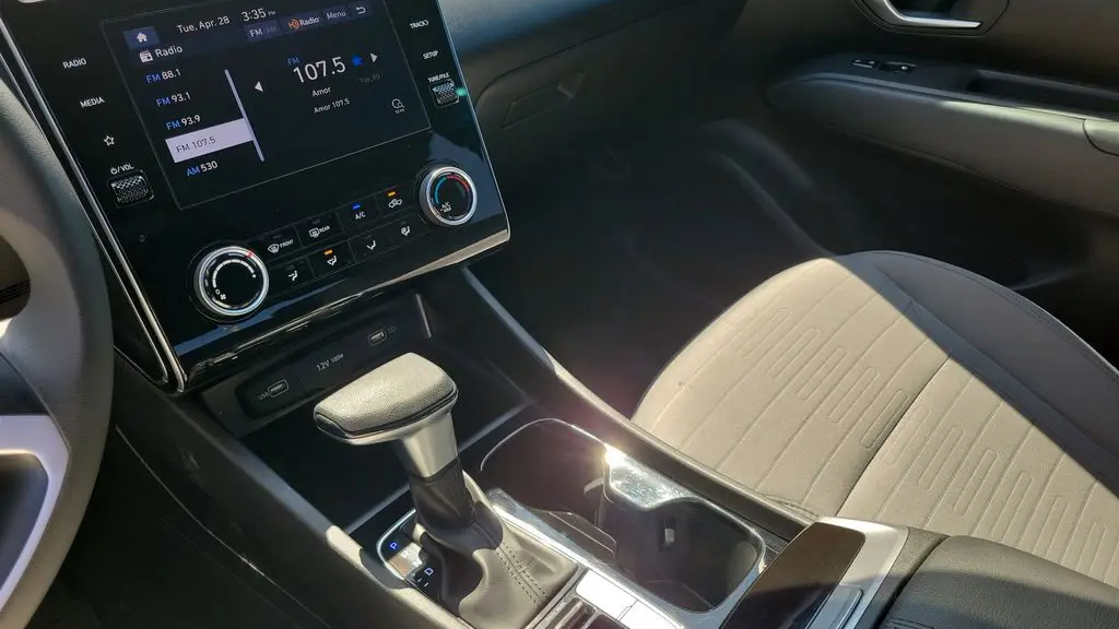 2023 Hyundai SANTA CRUZ SE
